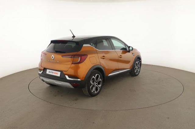 Renault Captur image 8