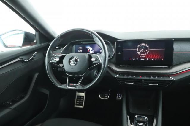 Skoda Octavia image 4