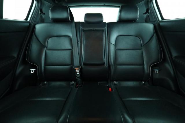 Kia Sportage image 6