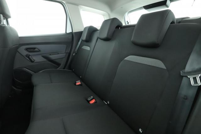 Dacia Duster image 9