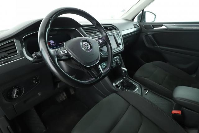 Volkswagen Tiguan image 6