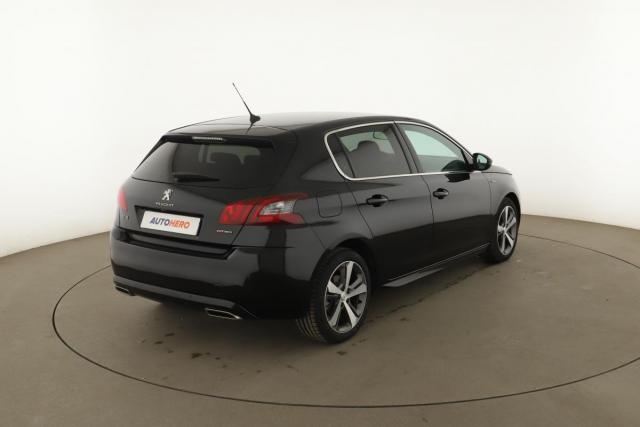 Peugeot 308 image 8