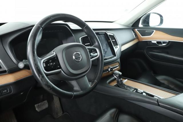 Volvo Xc90 image 4
