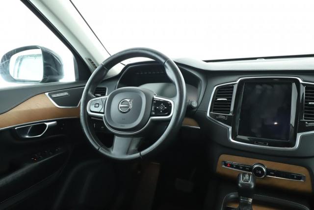 Volvo Xc90 image 2