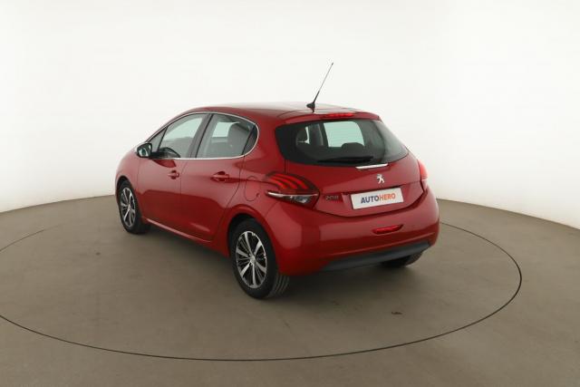 Peugeot 208 image 6