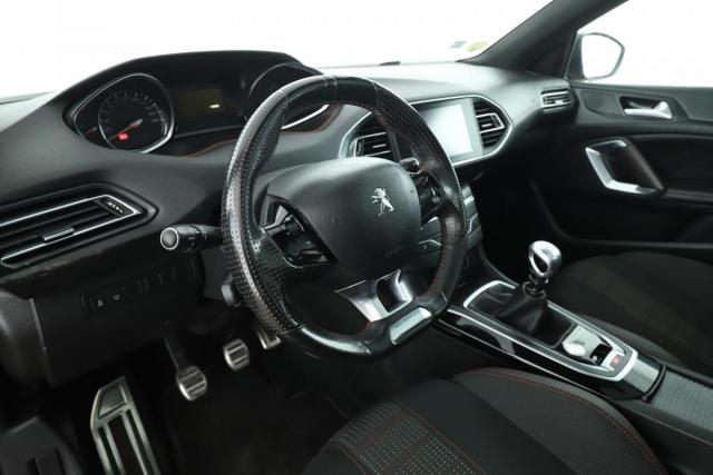 Peugeot 308 image 6
