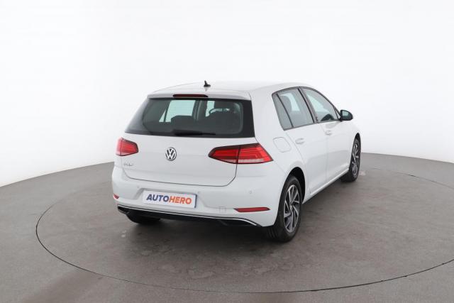 Volkswagen Golf image 5