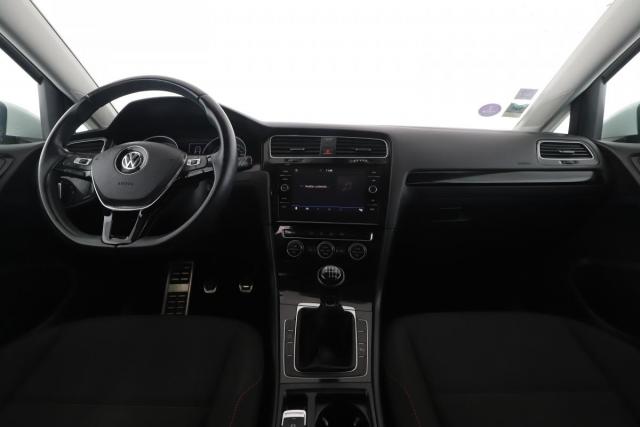 Volkswagen Golf image 7