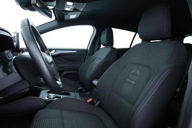 Ford Focus image 5