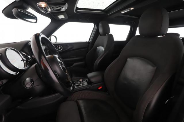 Mini Clubman image 1