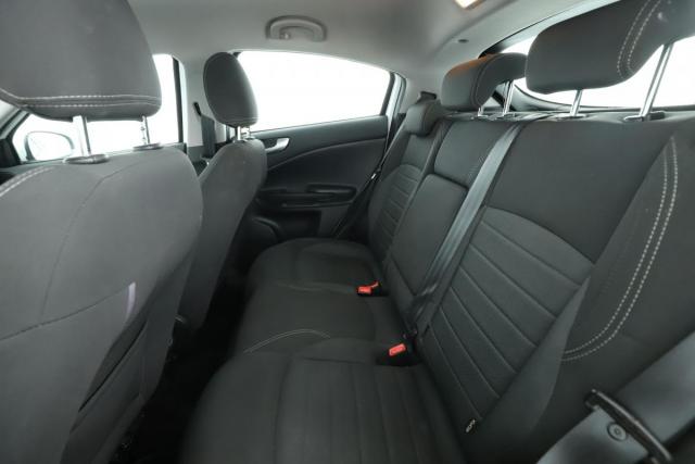 Alfa Romeo Giulietta image 6