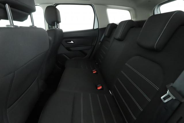 Dacia Duster image 9
