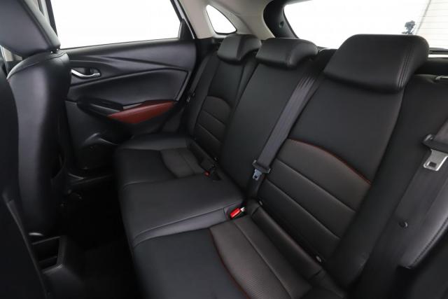 Mazda Cx-3 image 8