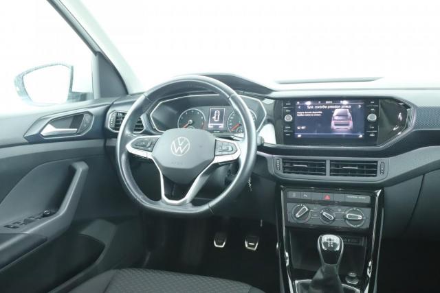 Volkswagen T-Cross image 7