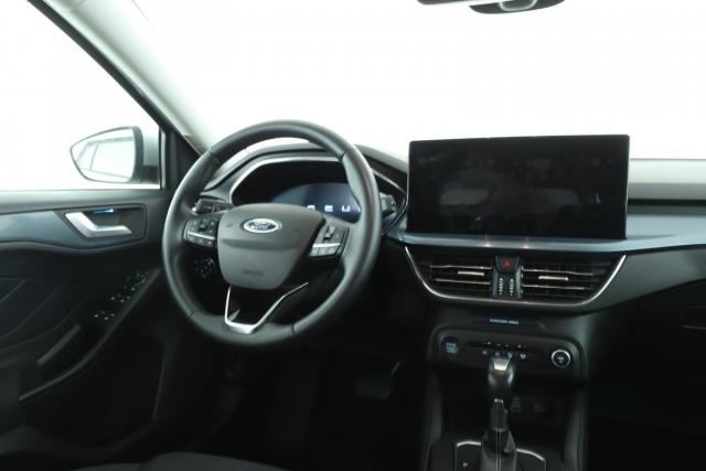 Ford Focus image 9