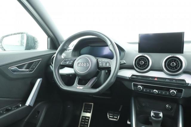 Audi Q2 image 9