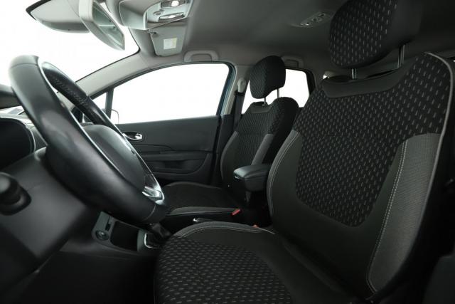 Renault Captur image 8