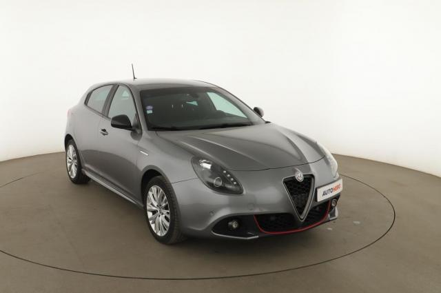 Alfa Romeo Giulietta image 8
