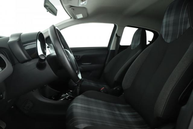 Peugeot 108 image 9