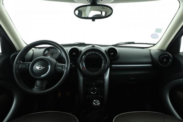 Mini Countryman image 5