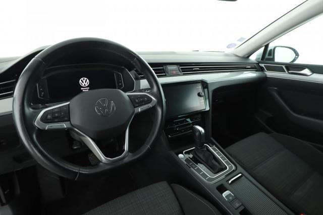 Volkswagen Passat image 6