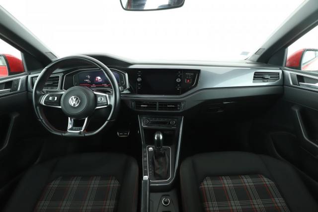 Volkswagen Polo image 6