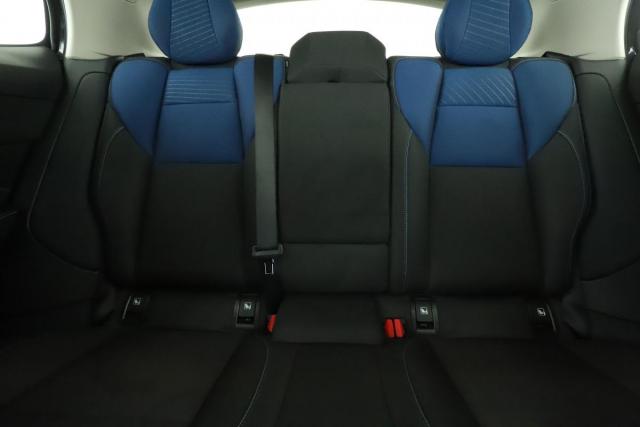 Lynk & Co 01 image 9