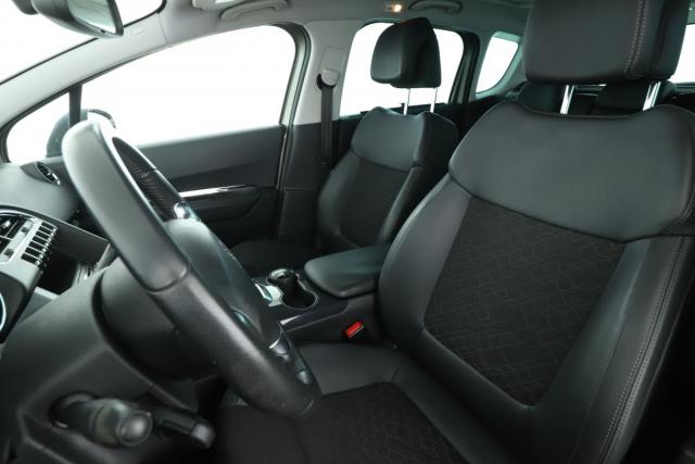 Peugeot 3008 image 6