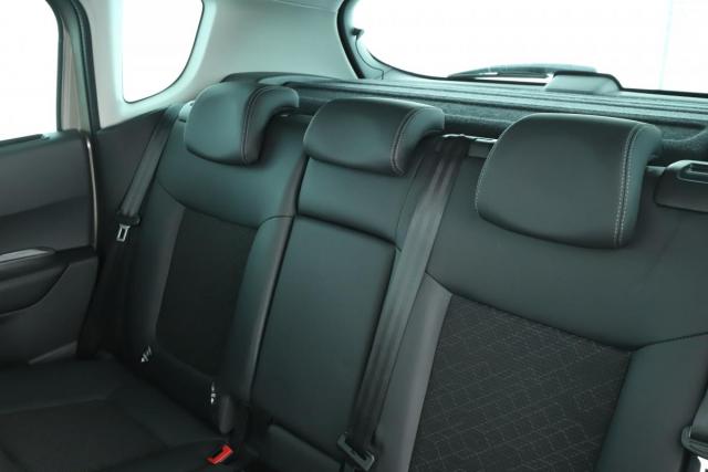 Peugeot 3008 image 1
