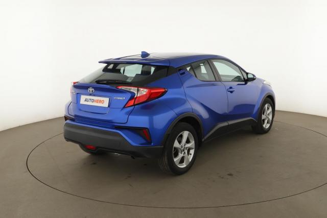 Toyota C-Hr image 5