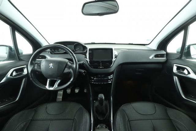 Peugeot 2008 image 1