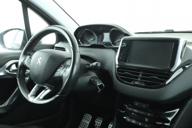 Peugeot 2008 image 5