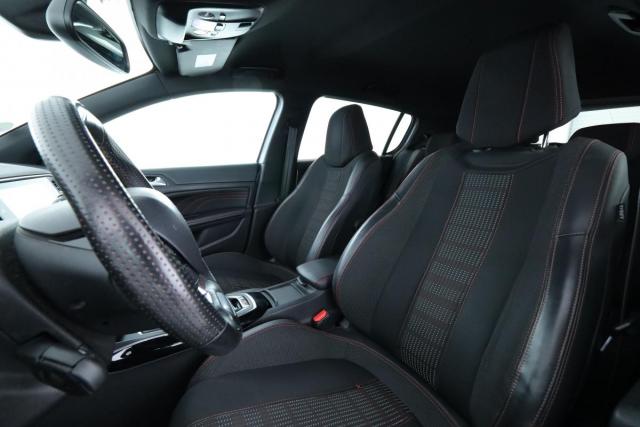 Peugeot 308 image 7