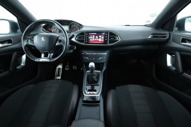 Peugeot 308 image 8