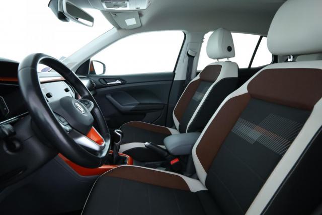 Volkswagen T-Cross image 2