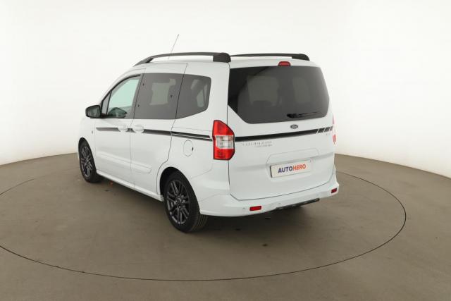 Ford Tourneo image 5