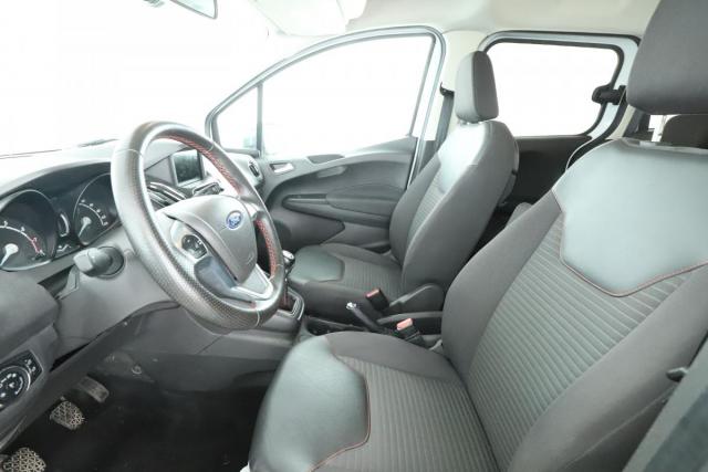 Ford Tourneo image 7
