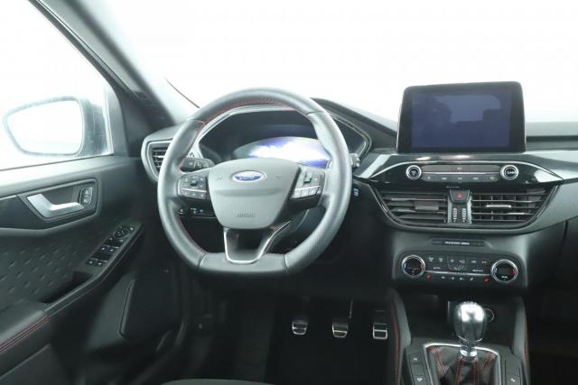 Ford Kuga image 3