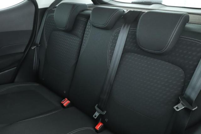 Ford Fiesta image 2