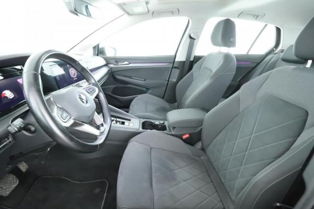 Volkswagen Golf image 9