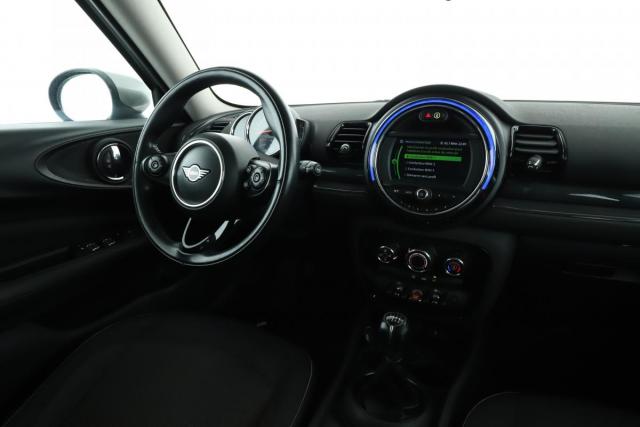Mini Clubman image 8