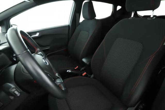 Ford Fiesta image 5