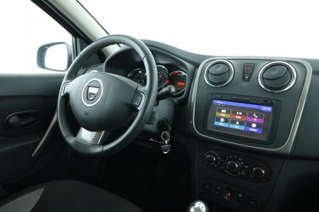 Dacia Sandero Ii image 2