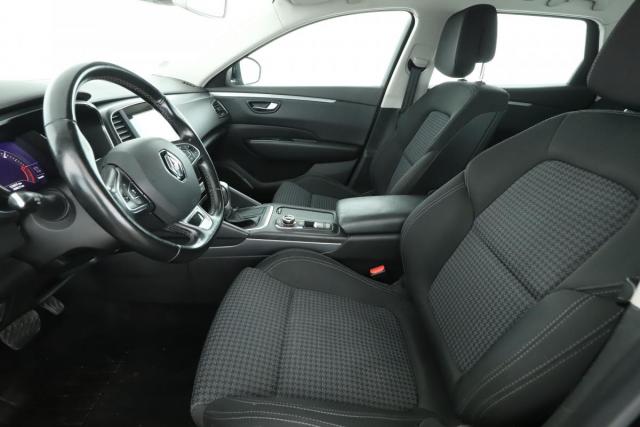 Renault Talisman Estate image 3