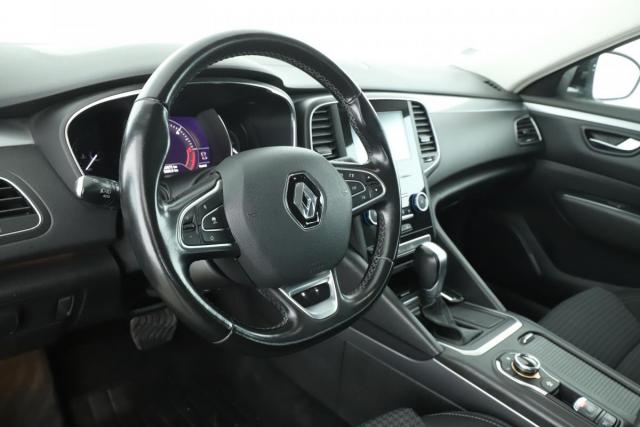 Renault Talisman Estate image 2