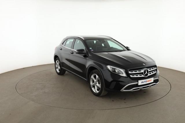 Mercedes Benz Gla image 8