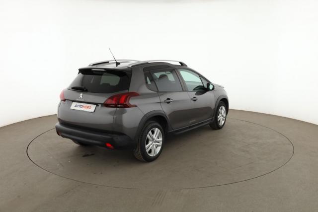 Peugeot 2008 image 7