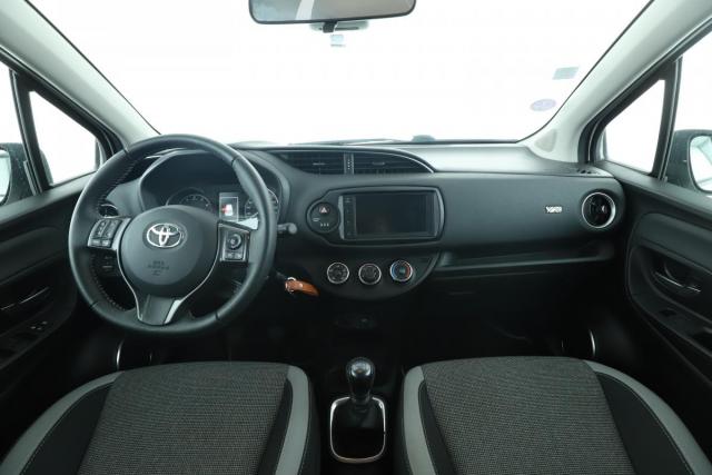 Toyota Yaris image 8