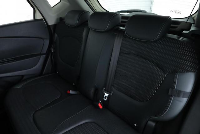 Renault Captur image 2