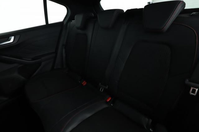 Ford Focus image 2